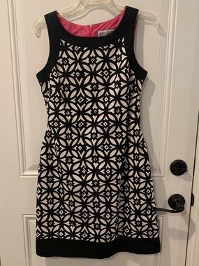 Black & White Patterned Sleeveless Dress by Jessica Howard